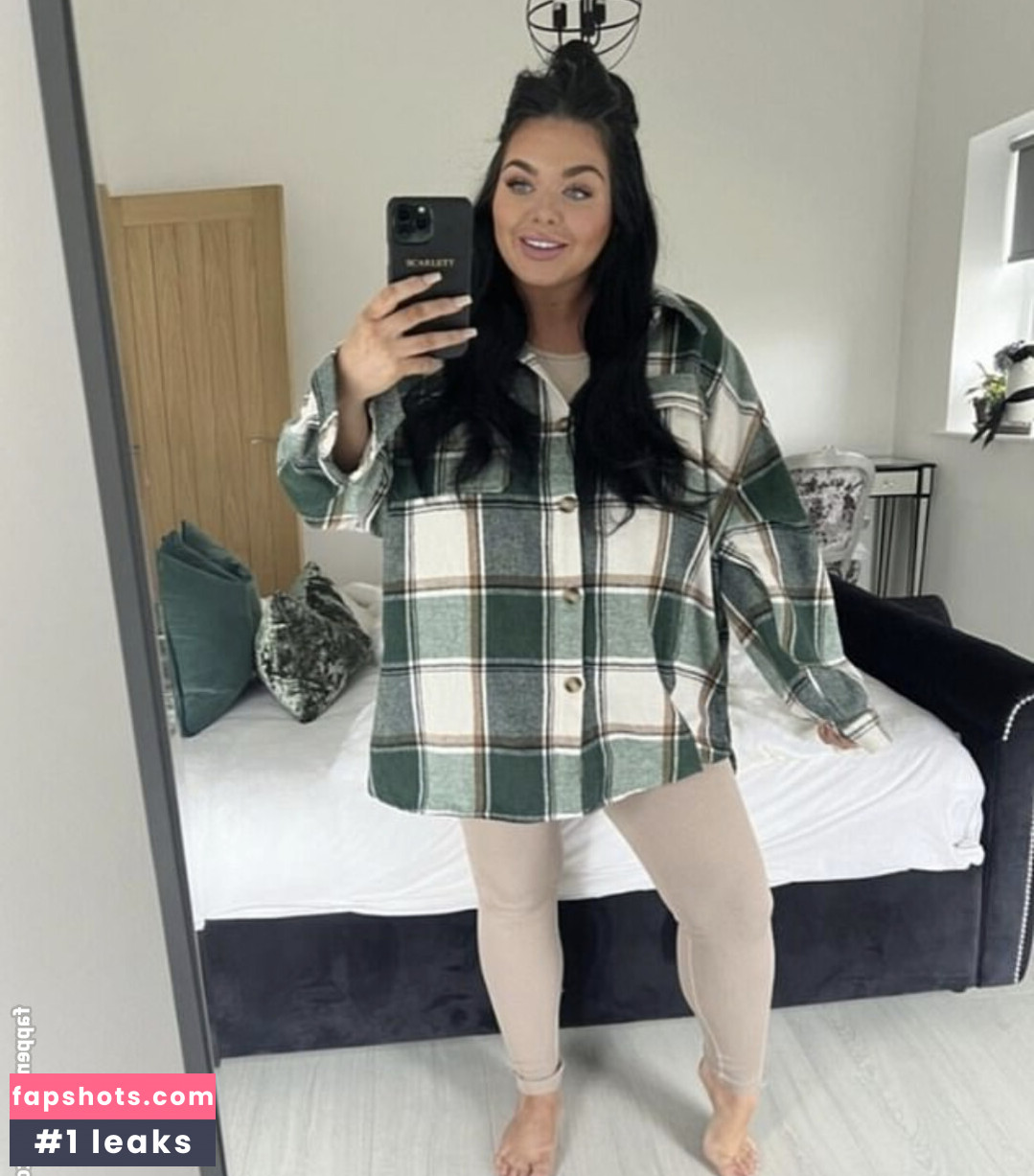 Scarlett Moffatt Nude Leaks OnlyFans Photos #8 - LeakJerk
