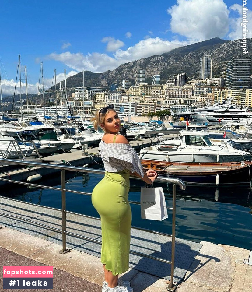 Scarlett Nude Leaks OnlyFans Photos #24 - LeakJerk