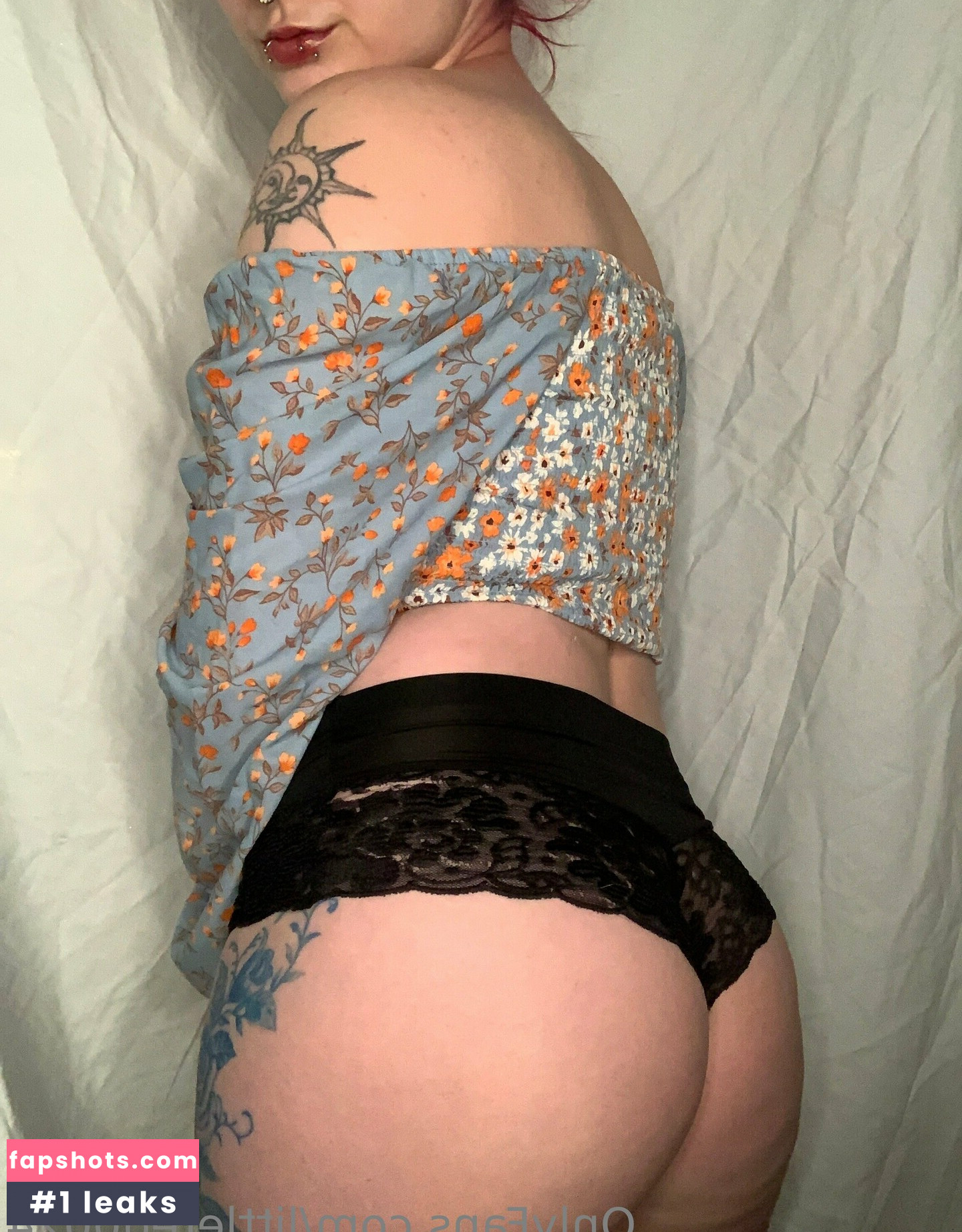 scarlett_sin24 gallery photo #12