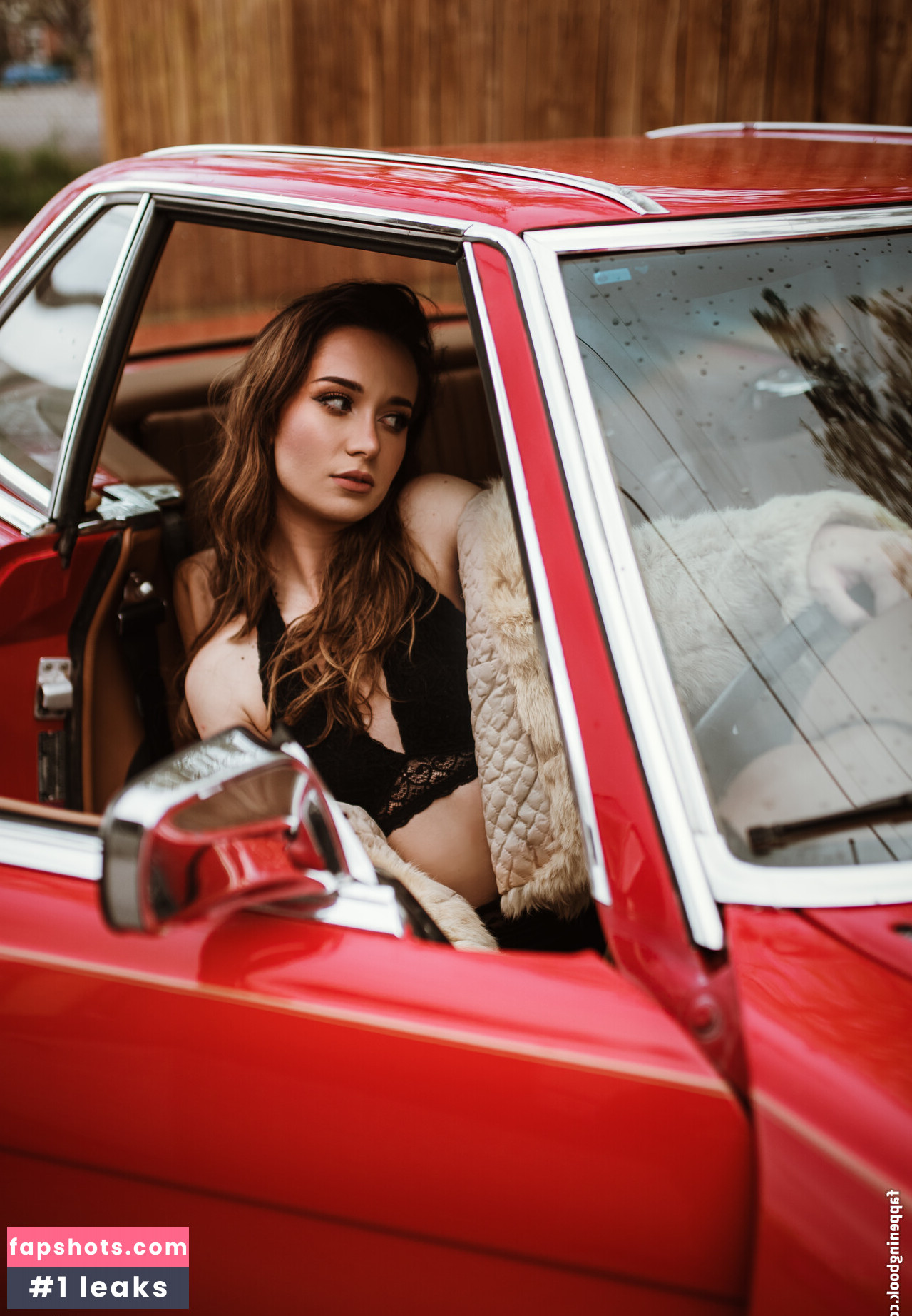 scarlett_vera Nude Leaks OnlyFans Photos #14 - LeakJerk