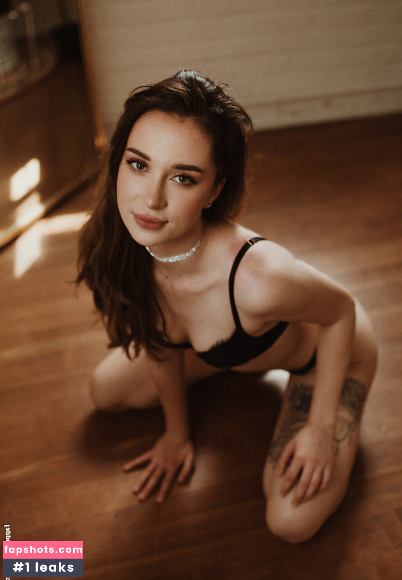 scarlett_vera Nude Leaks OnlyFans Photos #15 - LeakJerk