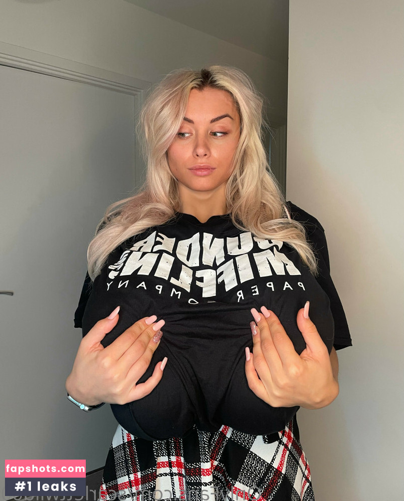 Scarlett Wild Nude Leaks OnlyFans Photos #37 - LeakJerk