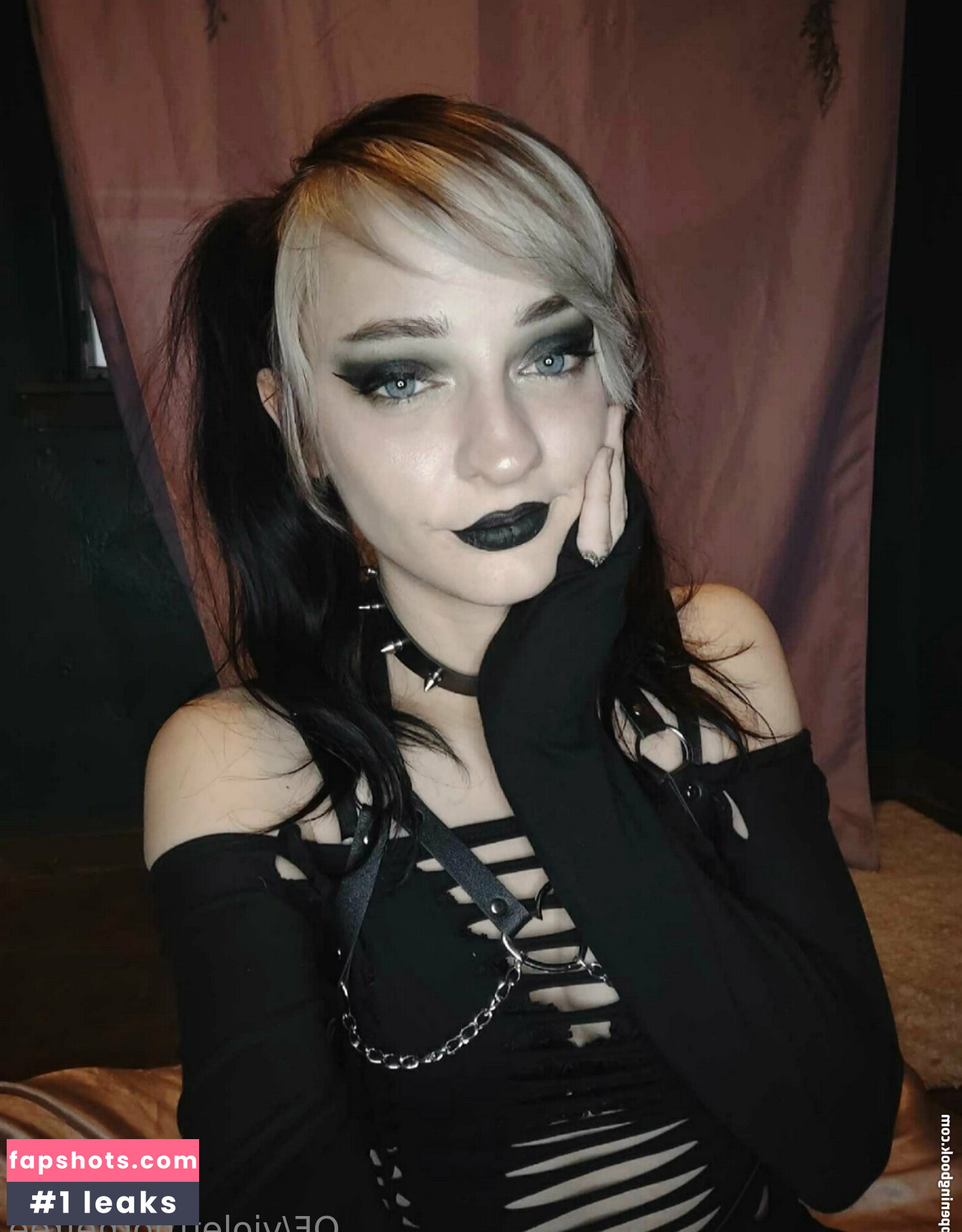 scarletthornefree gallery photo #14