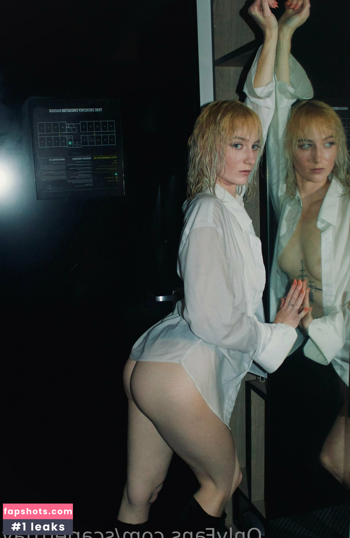 scarletttjay gallery photo #17