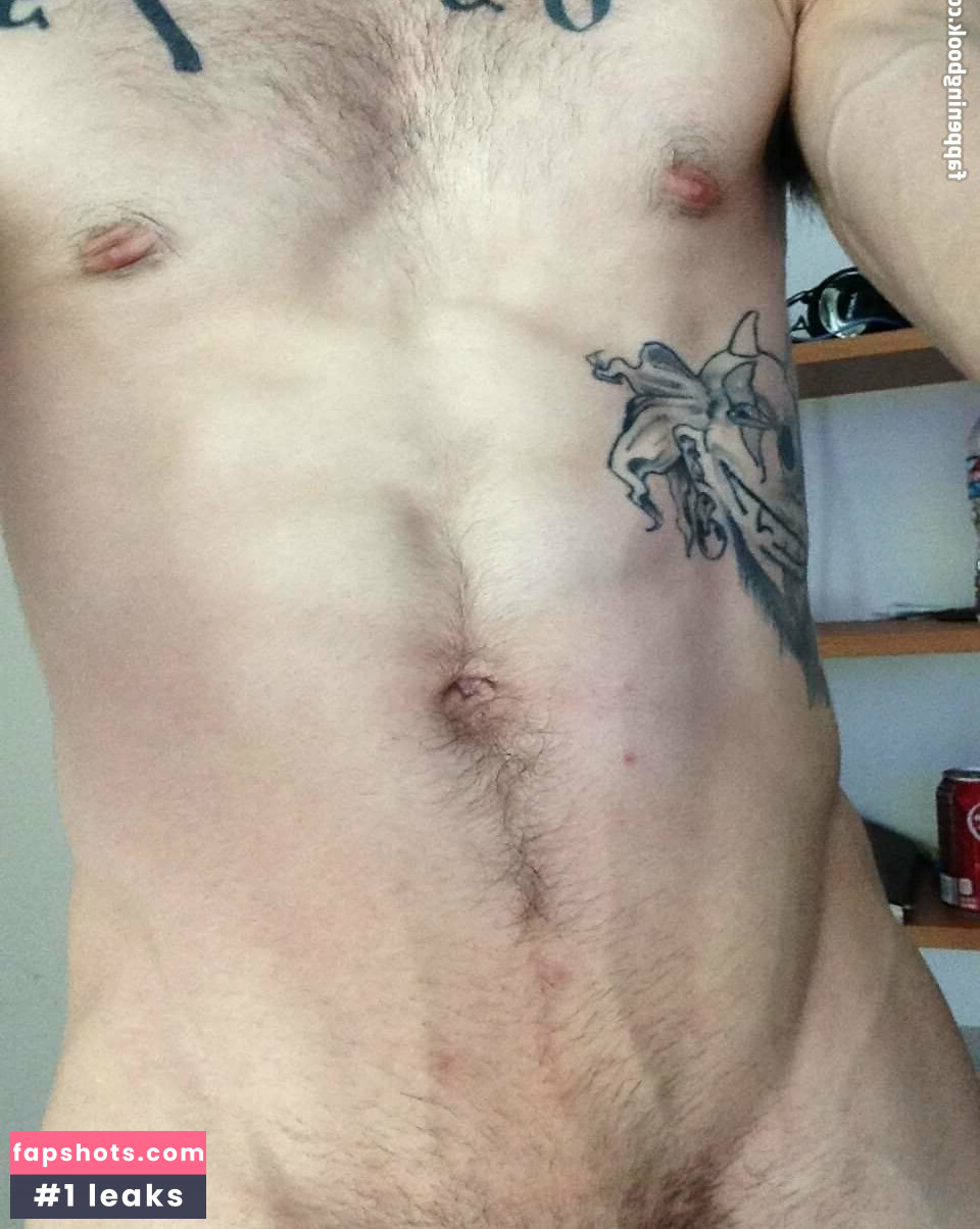 scempio nude babe gallery