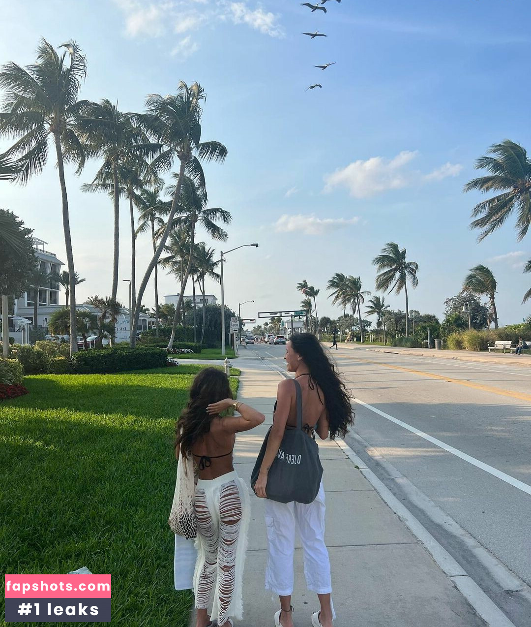 Schlenker Sisters gallery photo #29