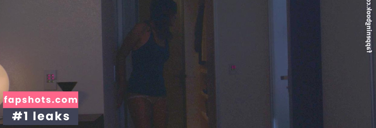 Scottie Thompson gallery photo #7