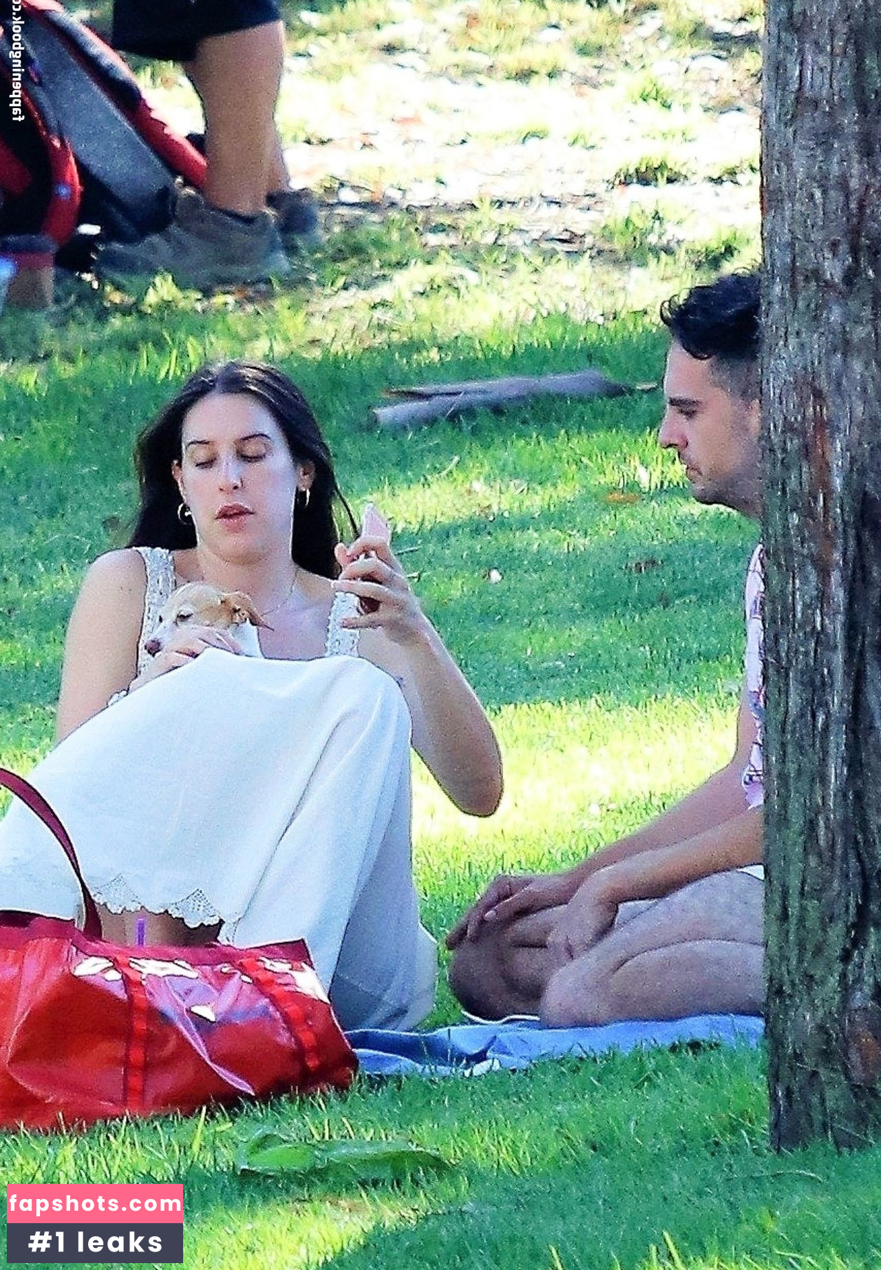 Scout Willis gallery photo #171