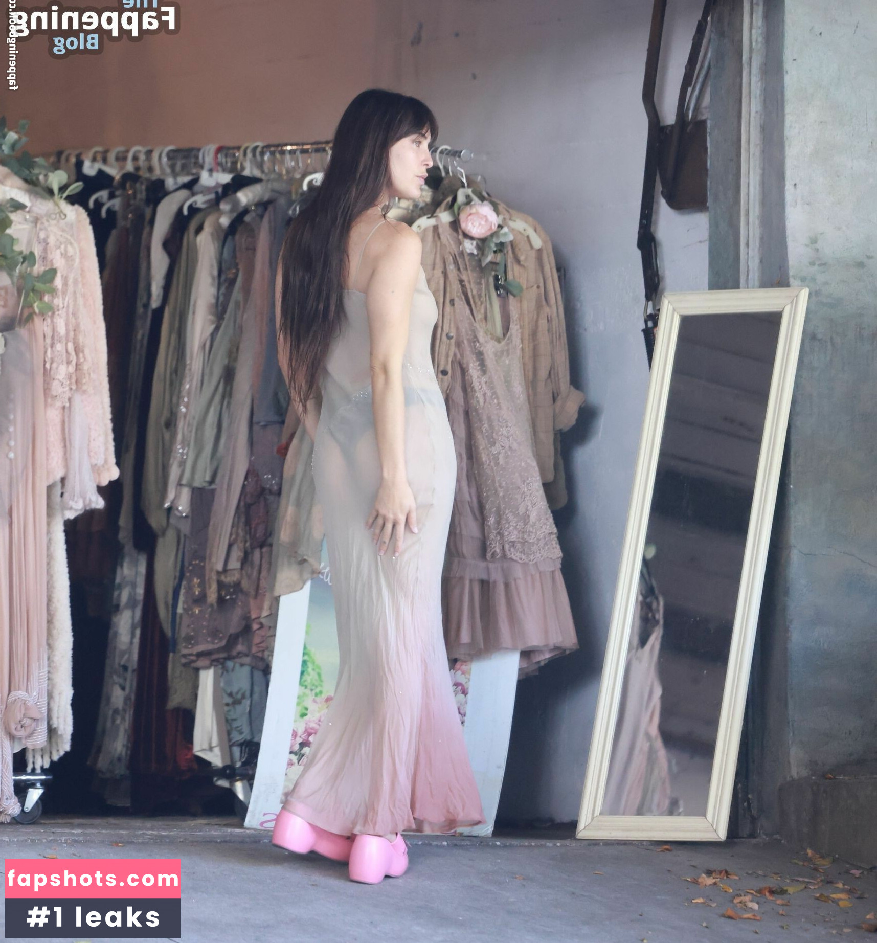 Scout Willis gallery photo #29