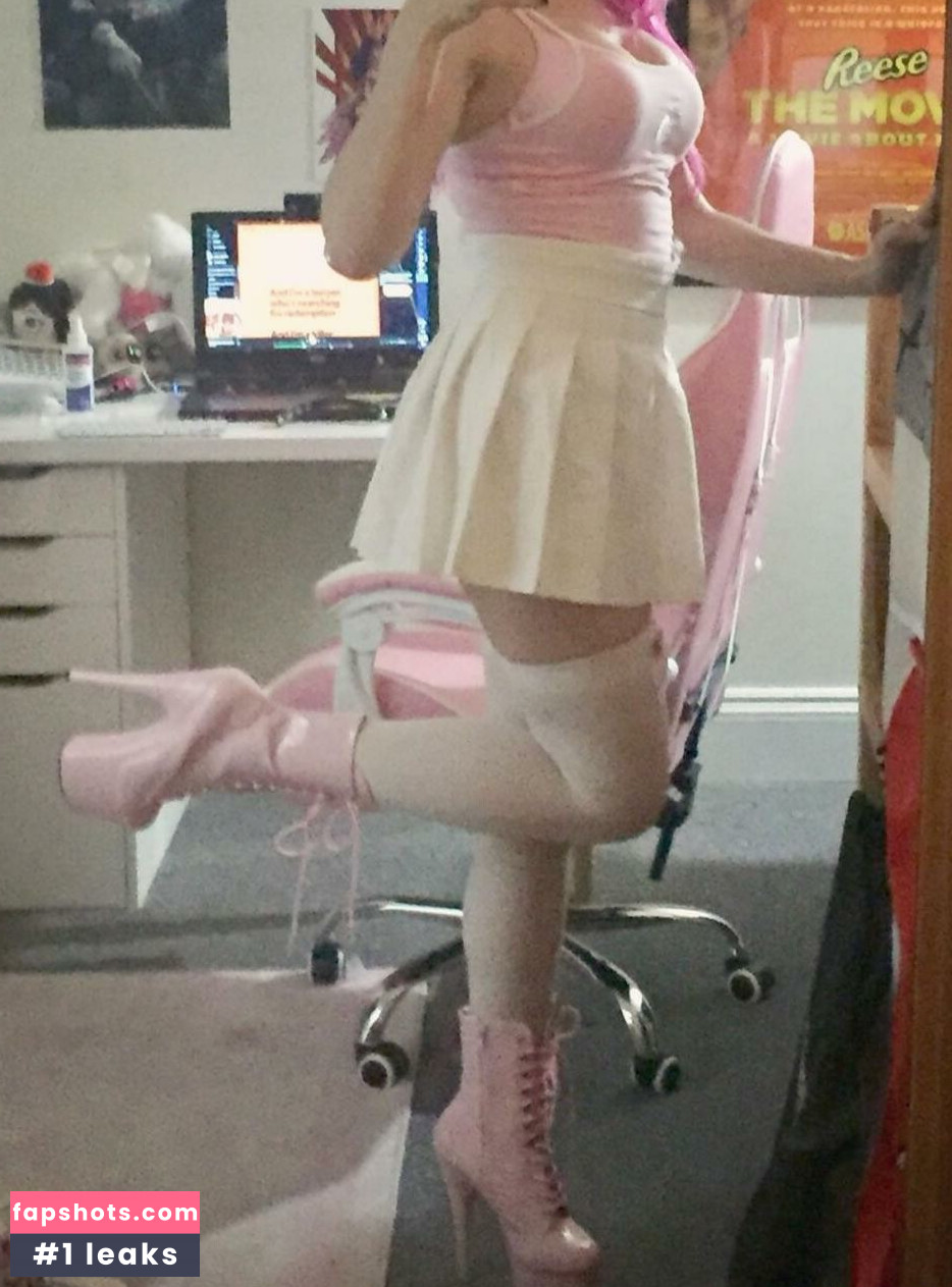 Seafoam Kitten's ASMR gallery photo #9