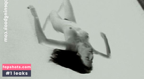 Seana Ryan gallery photo #35