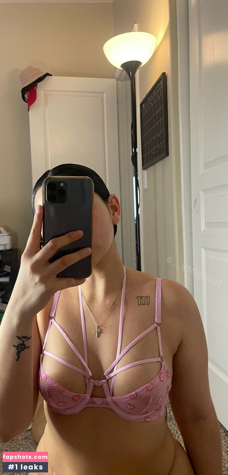 secretive_ruby gallery photo #3