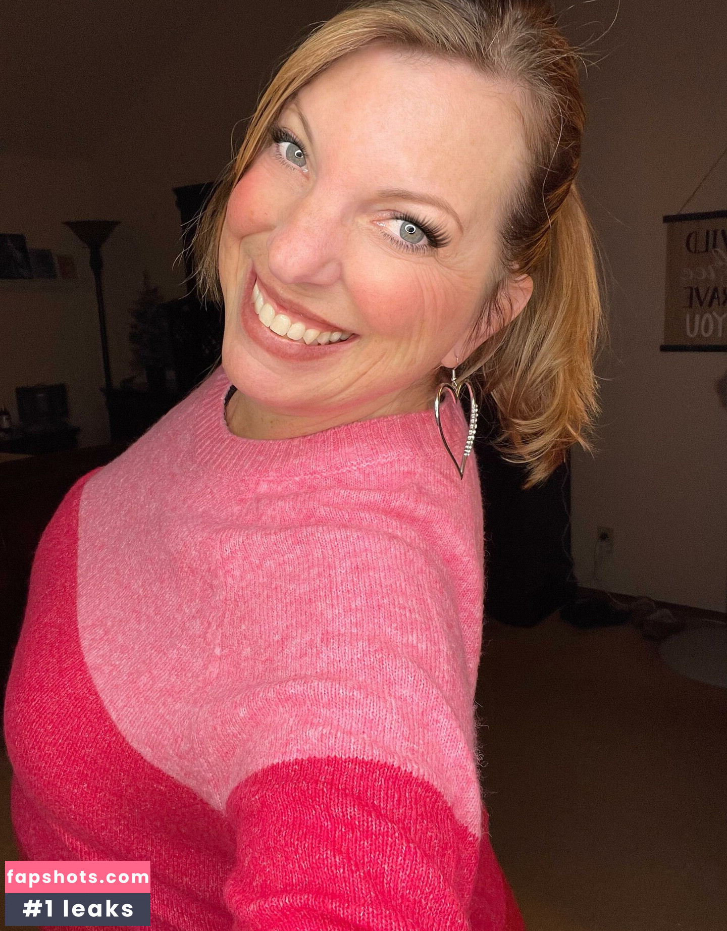 seductivegenx gallery photo #2