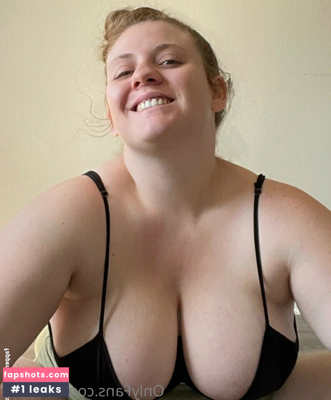 seenala nude babe gallery