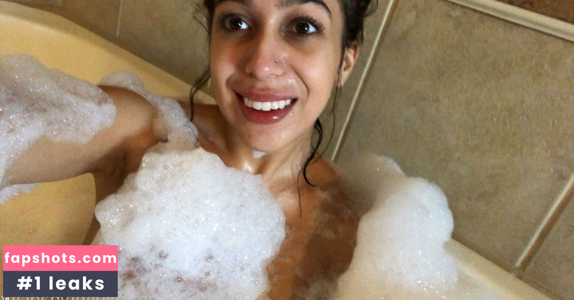 seenaughtynadia gallery photo #24