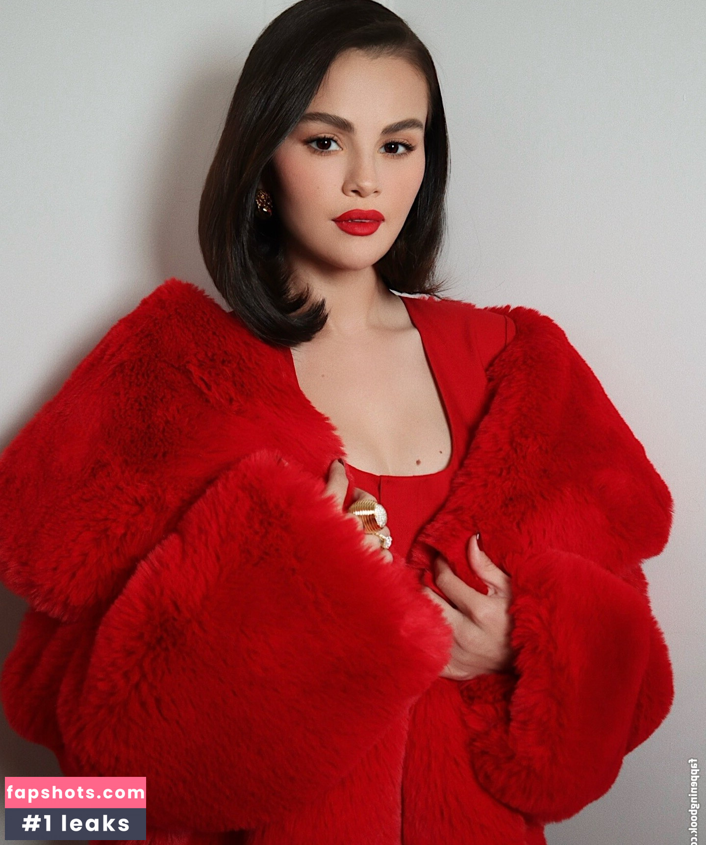 Selena Gomez gallery photo #157