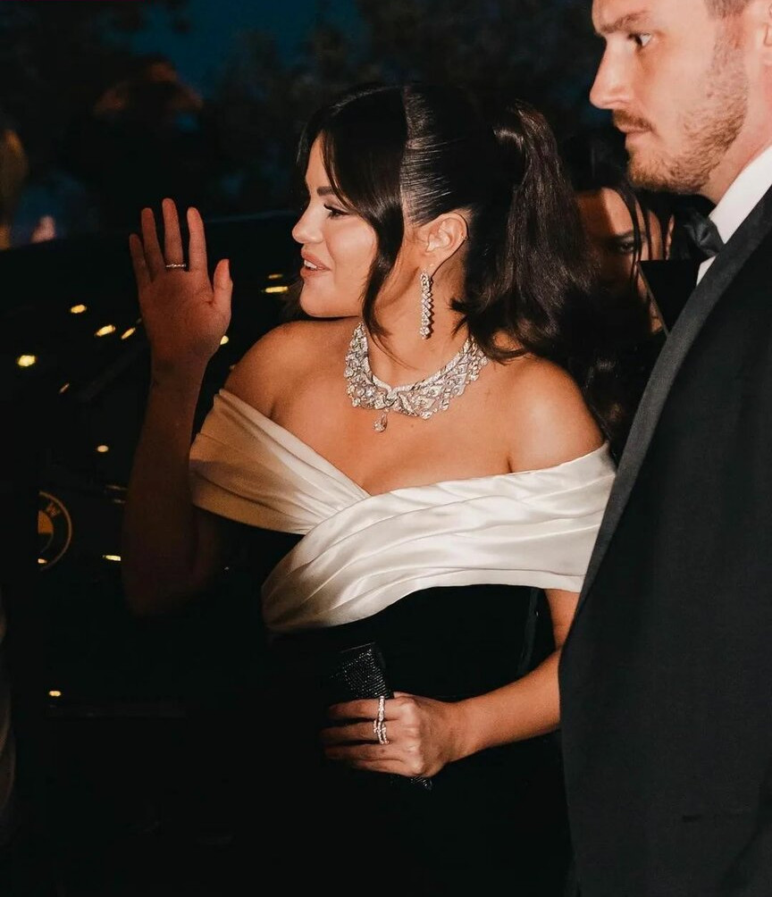 selena-gomez gallery photo #2214