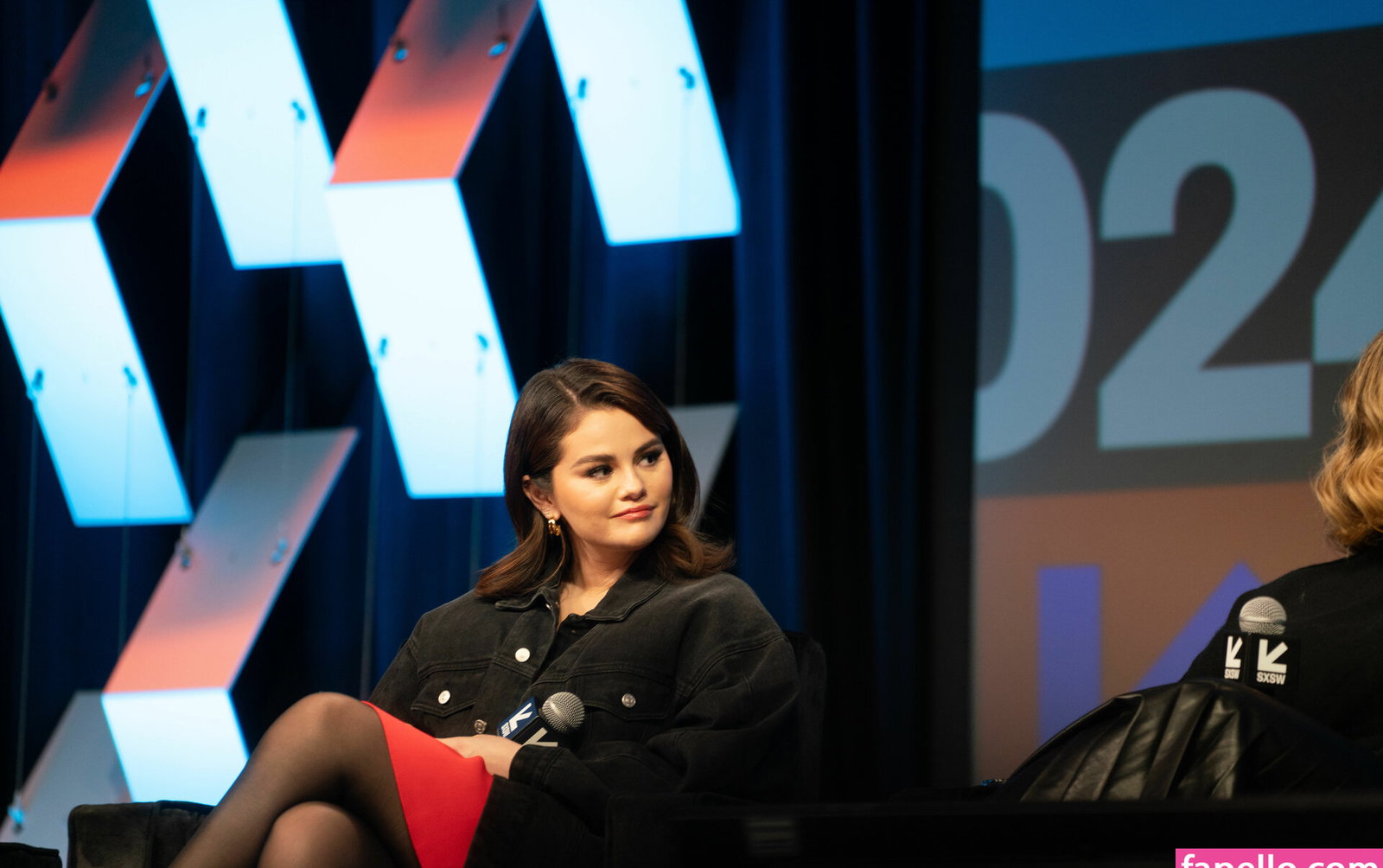 selena-gomez gallery photo #2876