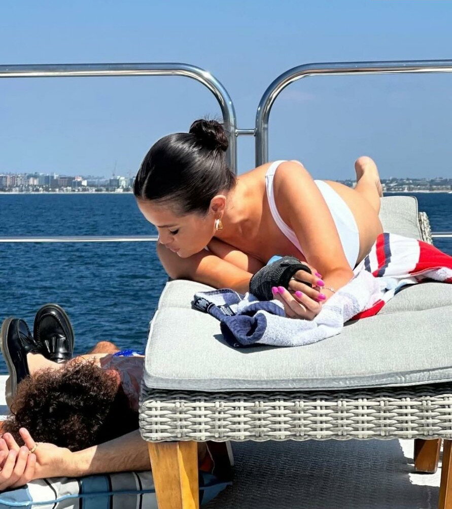 selena-gomez gallery photo #2960