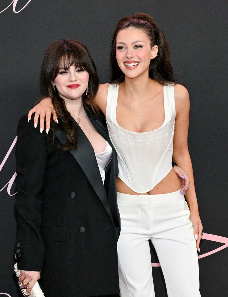 selena-gomez gallery photo #3259