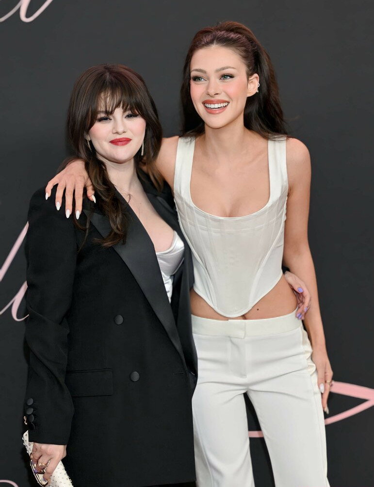 selena-gomez gallery photo #3266