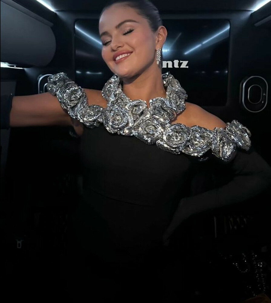 selena-gomez gallery photo #3300