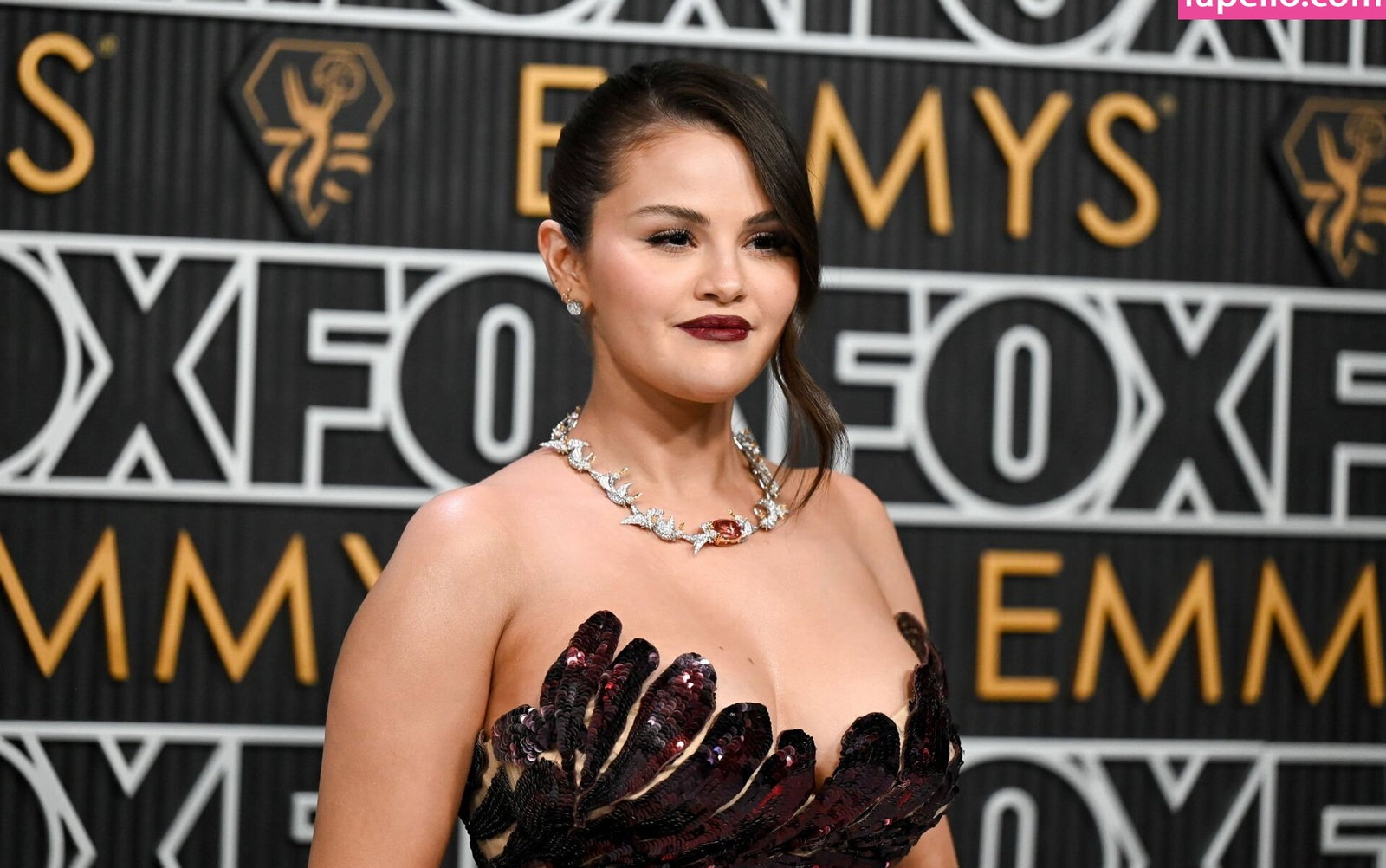 selena-gomez gallery photo #3385