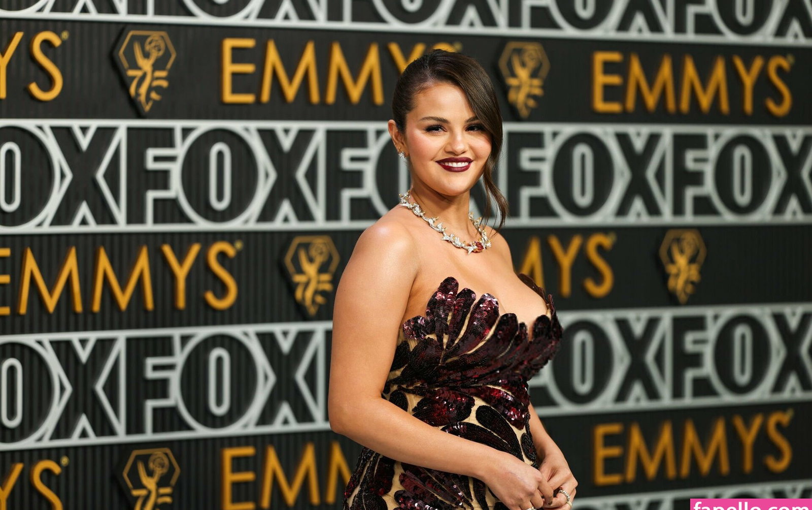 selena-gomez gallery photo #3394