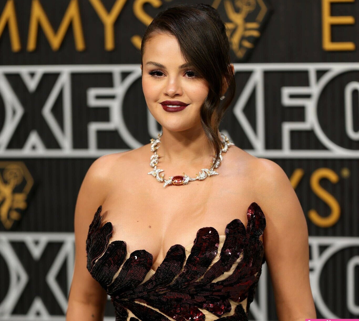 selena-gomez gallery photo #3406