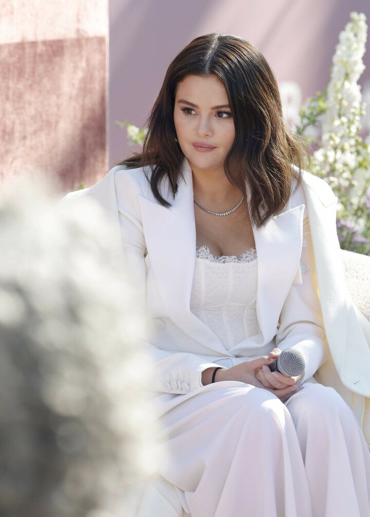 selena-gomez gallery photo #3487