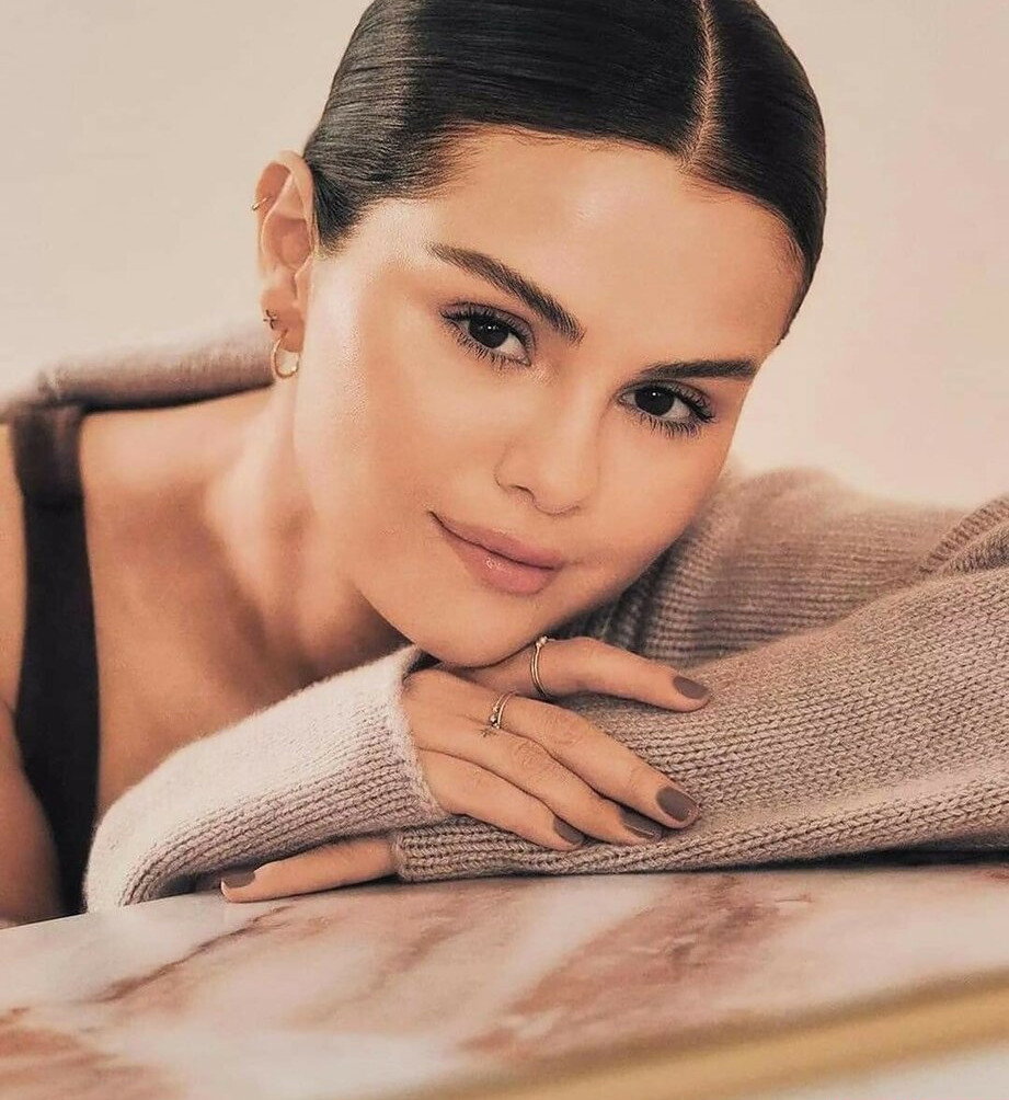 selena-gomez gallery photo #3598