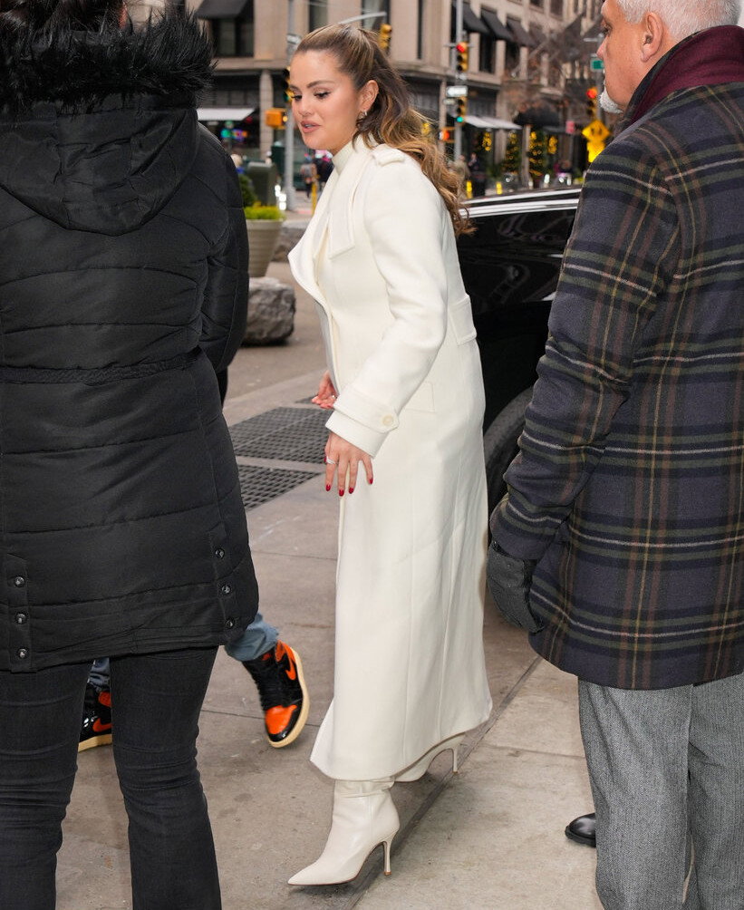 selena-gomez gallery photo #3775