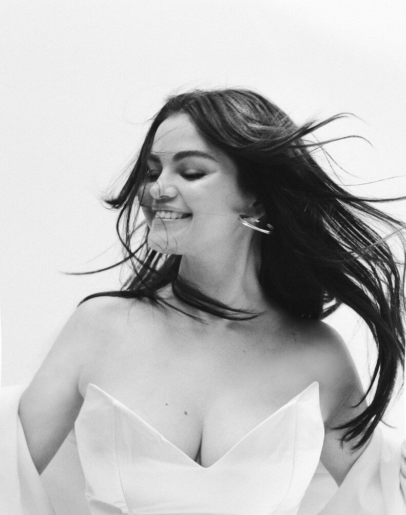 selena-gomez gallery photo #3803