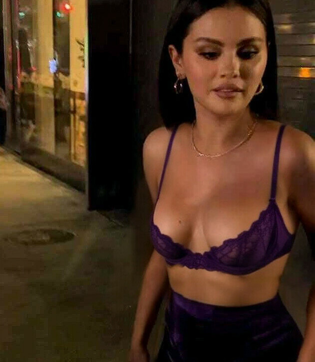 selena-gomez gallery photo #668