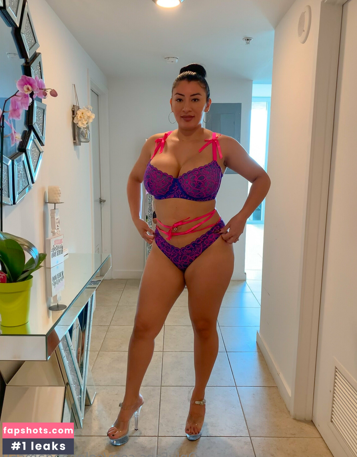 selenaadams69 gallery photo #7