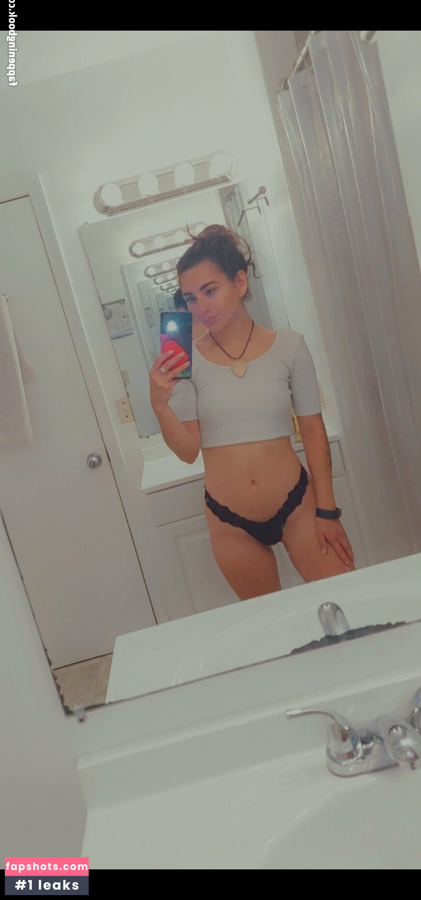 selenathalatina gallery photo #3