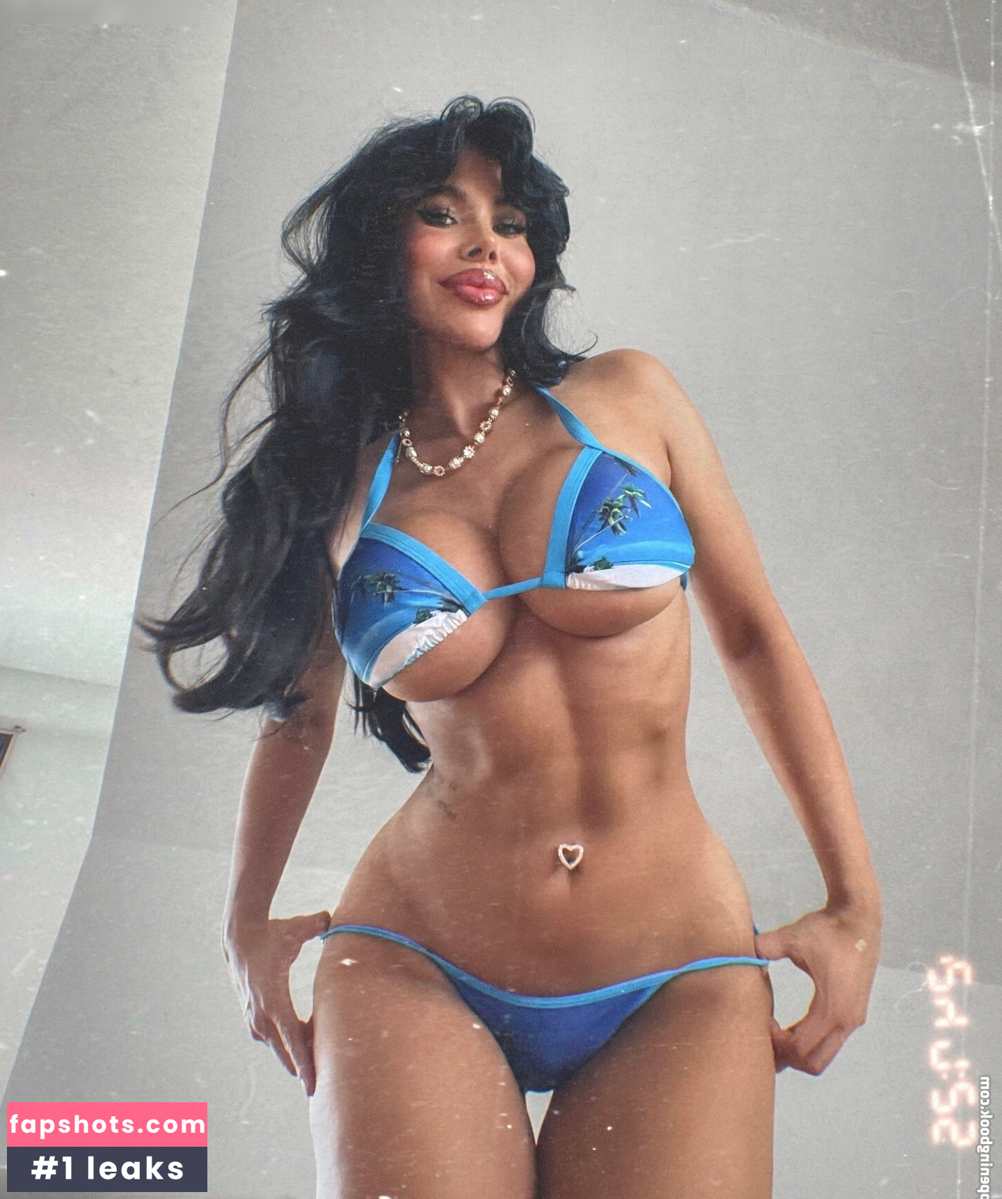 Selina Groetzner gallery photo #3