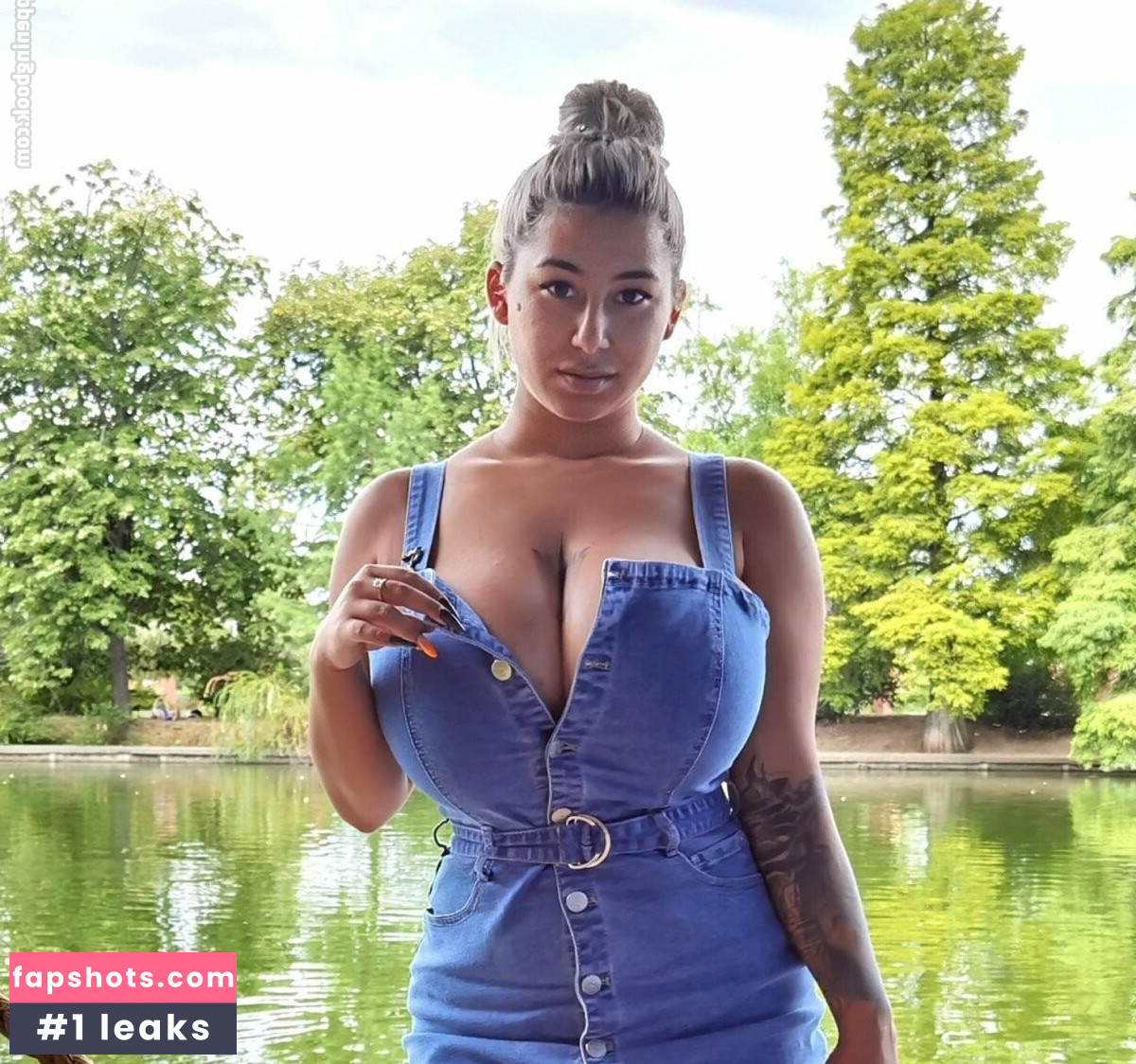 Selly_madelline gallery photo #107