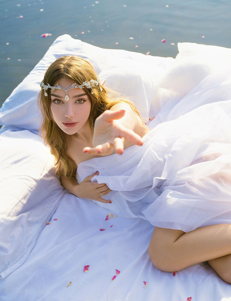 selti-1 gallery photo #606