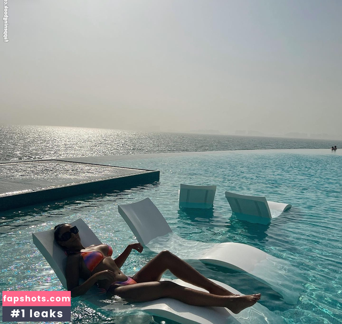 Senna Gammour gallery photo #41