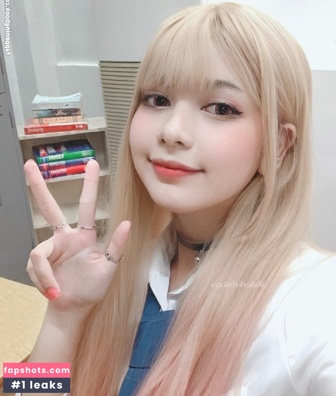 Senpai Alice Nude Leaks OnlyFans Photos #22 - LeakJerk