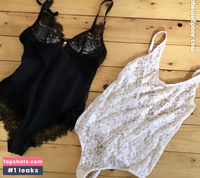 sensualvibesss Nude Leaks OnlyFans Photos #16 - LeakJerk