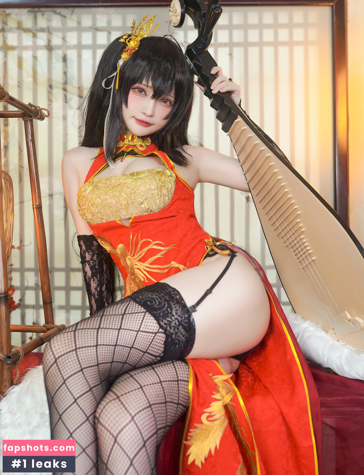 SenyaMiku gallery photo #6