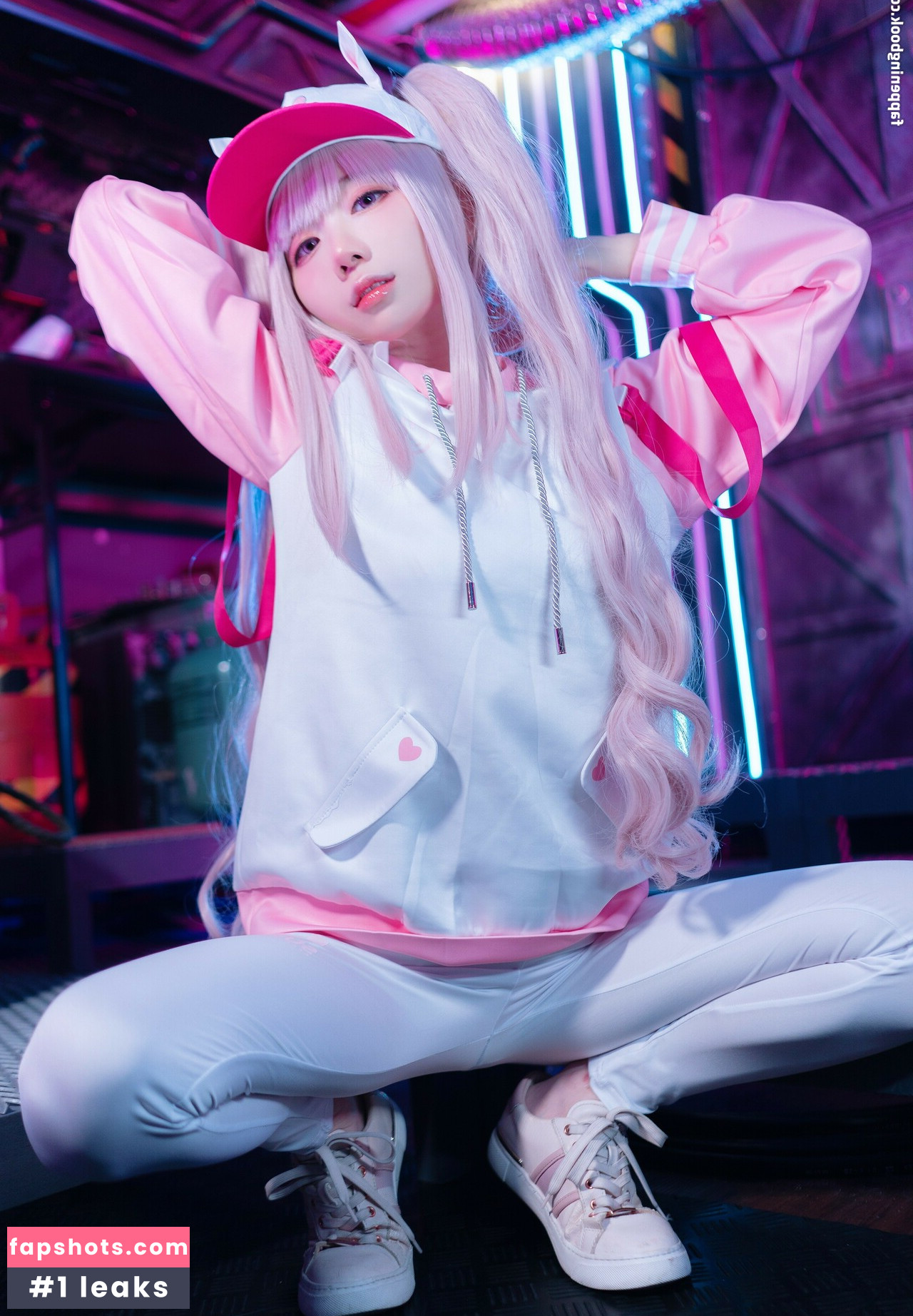 Senyuki Cosplay gallery photo #9