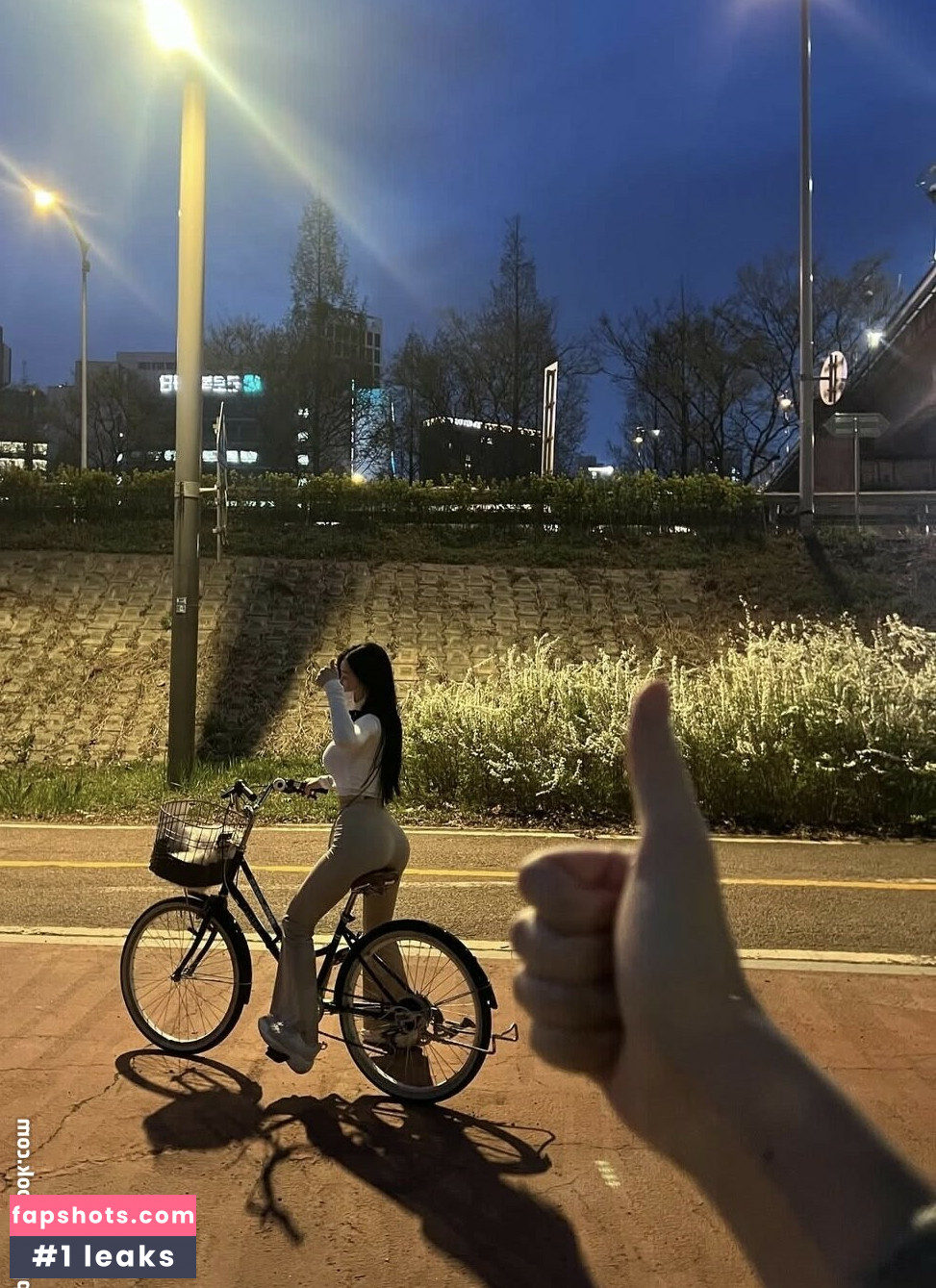 seon_h_e gallery photo #4