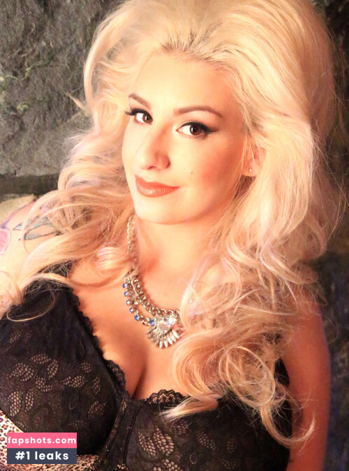 September Carrino gallery photo #2902