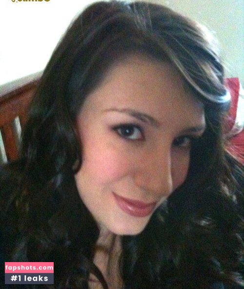 September Carrino gallery photo #3708