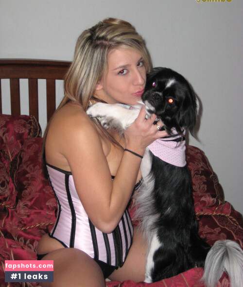 September Carrino gallery photo #3806