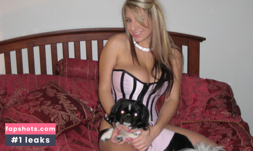 September Carrino gallery photo #3808