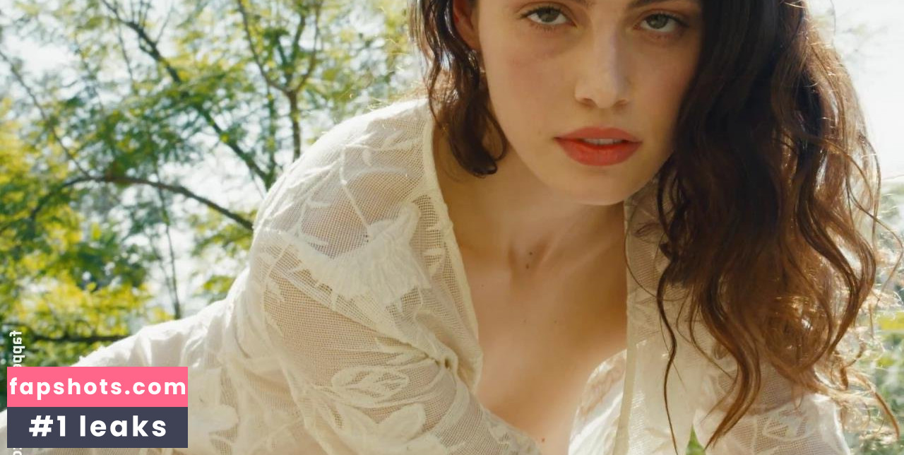 Sera Mann gallery photo #56